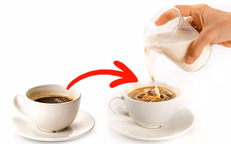 Không uống cà phê: Ngay cả loại cà phê đã khử caffeine, nếu bạn uống cà phê khi đói, có thể kích thích sự sản xuất acid khiến ta bị ợ nóng và những loại bệnh về đường tiêu hóa khác.