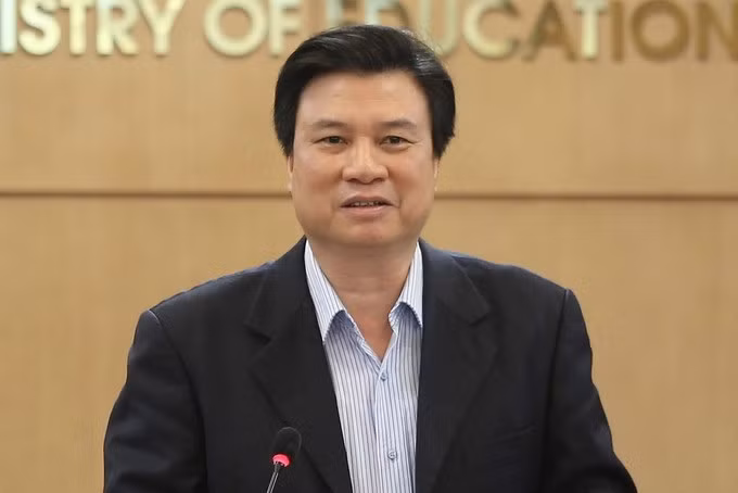 Thứ trưởng Nguyễn Hữu Độ: Có nhiều tiêu cực, gian lận trong thi IELTS Thu truong Nguyen Huu Do: Co nhieu tieu cuc, gian lan trong thi IELTS