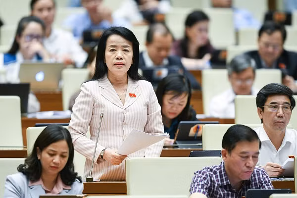 ĐBQH: Luật chỉ quy định giá tối đa, không quy định giá tối thiểu DBQH: Luat chi quy dinh gia toi da, khong quy dinh gia toi thieu