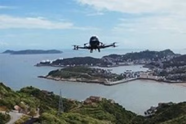 Trung Quốc phát triển xe bay tự hành có thể giao hàng, cứu hộ Trung Quoc phat trien xe bay tu hanh co the giao hang, cuu ho