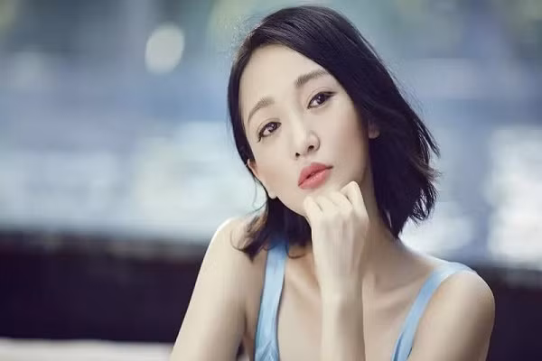 Đàn bà 20 mê tình, đàn bà 30 mê chồng còn đàn bà 40 mê gì? Dan ba 20 me tinh, dan ba 30 me chong con dan ba 40 me gi?