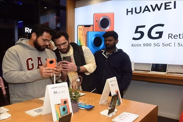 Huawei công bố tăng trưởng doanh thu vững chắc trong năm 2019 Huawei cong bo tang truong doanh thu vung chac trong nam 2019