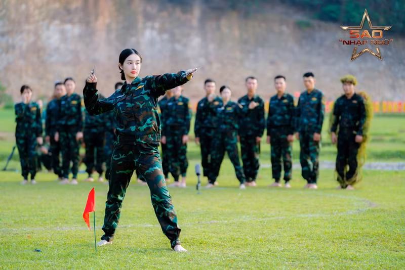 Cô nói: "Tham gia Sao nhập ngũ, tôi xác định mình sẽ trầy trật và vất vả nhưng chỉ cần còn đủ sức thì cứ làm, mình có chấn thương một chút cũng chẳng sao".