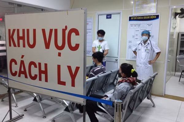 Nguoi tiep xuc voi benh nhan Covid-19 so 34 trinh bao gi voi co quan y te?