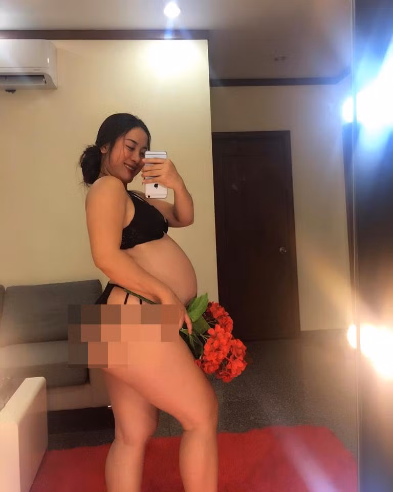 Trên trang cá nhân của mình, bà mẹ "khổng lồ" nàu cũng thường xuyên chia sẻ các bài tập bầu bí và bổ sung chế độ dinh dưỡng cho thai nhi. Ảnh: Facebook nhân vật.