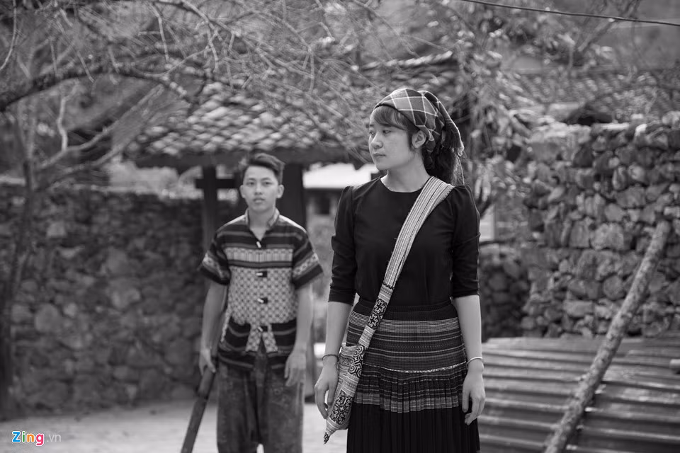 Đến Hà Giang, các bạn nên ghé thăm dinh thự Vua Mèo, nhà của Pao. Ngoài kiến trúc đặc trưng của đồng bào vùng cao, những địa điểm này cũng rất đẹp để chụp hình lưu niệm.