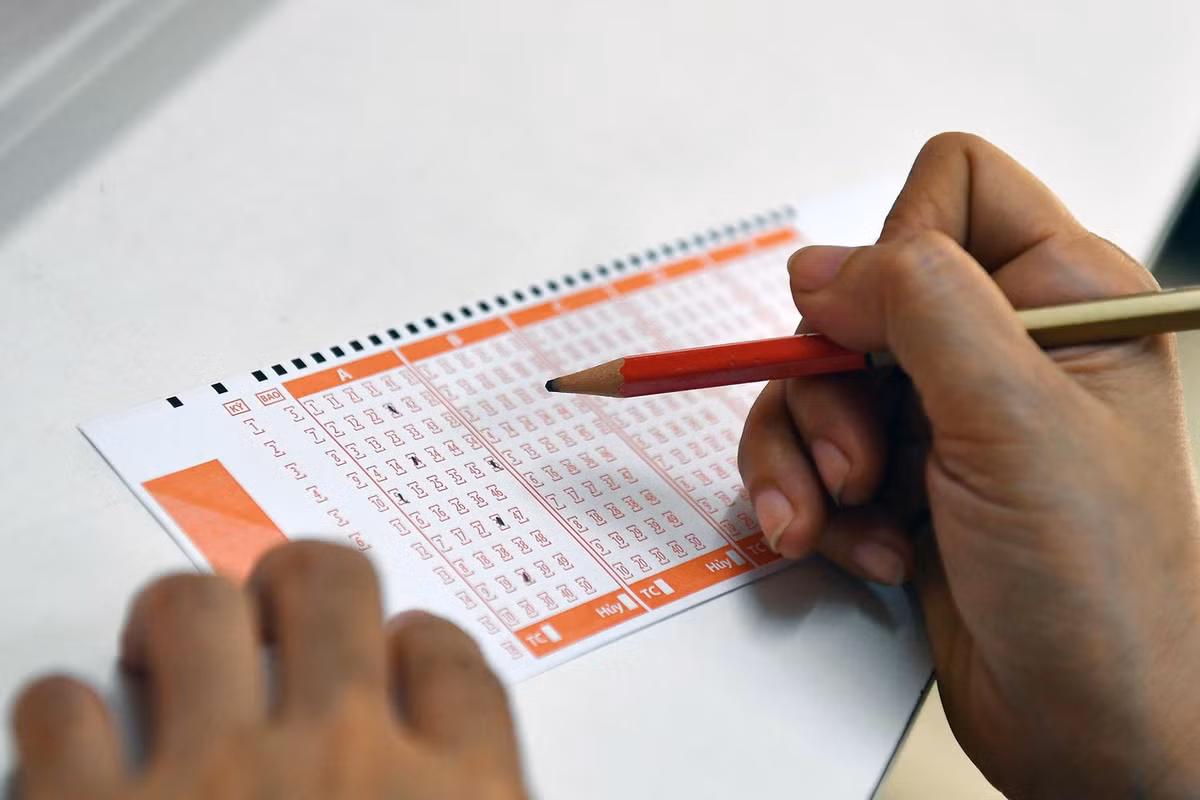 Vietlott có 2 vé số trúng tiền tỷ, Jackpot 189 tỷ đang chờ chủ Vietlott co 2 ve so trung tien ty, Jackpot 189 ty dang cho chu
