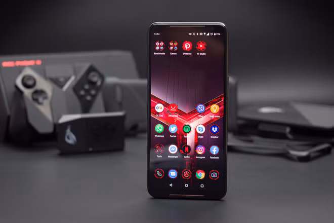 Smartphone đầu tiên được trang bị chip Snapdragon 865 Plus, có hỗ trợ 5G, ra mắt tháng 7/2020 Smartphone dau tien duoc trang bi chip Snapdragon 865 Plus, co ho tro 5G, ra mat thang 7/2020