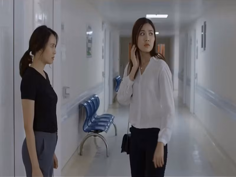 Trà còn bị "ghét cay ghét đắng" vì tỏ thái độ hỗn láo, trơ trẽn khi thách thức vợ Thái là Khuê. Ảnh: VTV