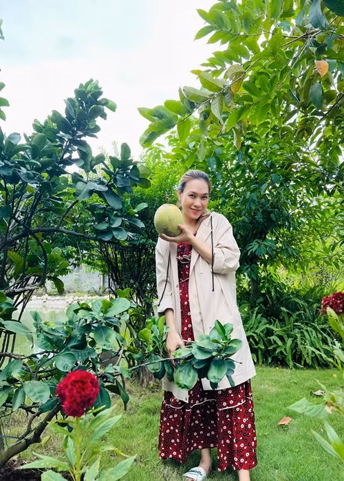 Bị nghi mang bầu vì bụng lùm lùm, Mỹ Tâm nói gì? Bi nghi mang bau vi bung lum lum, My Tam noi gi?