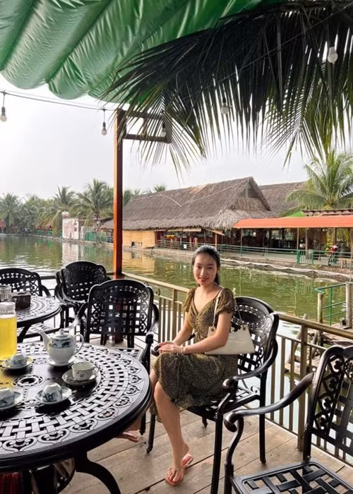 Khi hẹn hò, Tiết Cương và Ngọc Thưởng cũng kín như bưng về chuyện tình cảm. Ảnh: Bảo vệ công lý