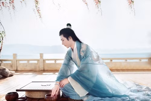 Sự thật nghiệt ngã về Đệ nhất mỹ nam nổi tiếng nhất Trung Quốc Su that nghiet nga ve De nhat my nam noi tieng nhat Trung Quoc
