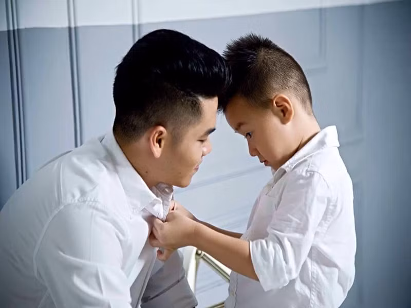 Nam ca sĩ luôn quan tâm đến bé Cà Pháo để con không cảm thấy cô đơn. Ảnh: FB Trung Kiên.