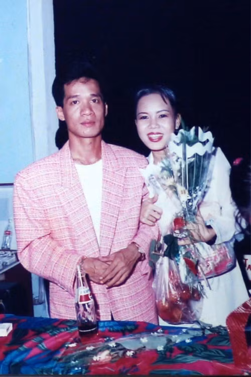 Nữ nghệ sĩ gây ấn tượng bởi nụ cười tươi rói. Ảnh: Saostar.