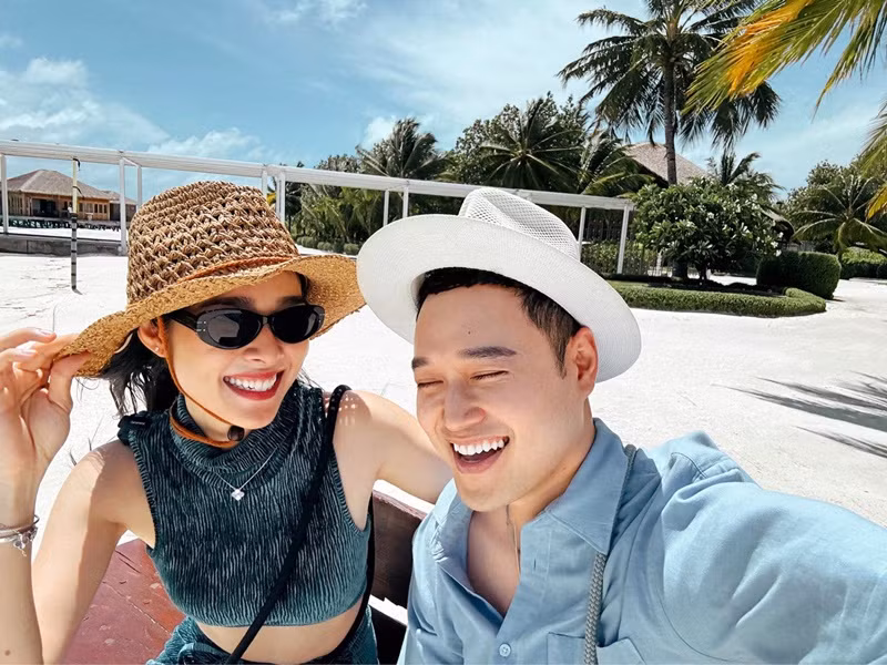 Khoảng 1-2 năm trở lại đây, Diệp Bảo Ngọc và Quang Vinh thường xuyên đi du lịch cùng nhau. Ảnh: FB Diệp Bảo Ngọc.