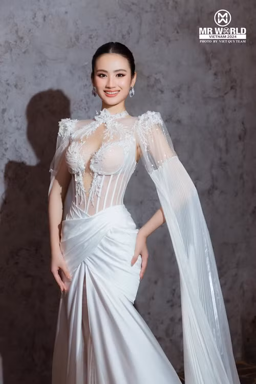 Ý Nhi thay đổi ngoại hình để tự tin tham gia Miss World 2025.