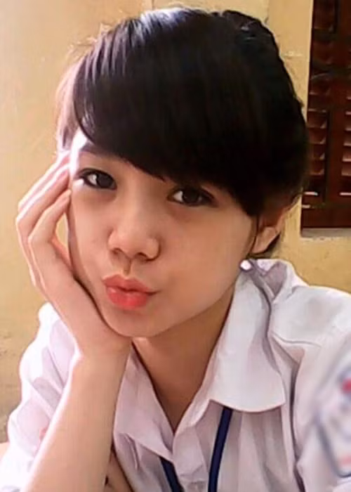 Quỳnh Kool xinh xắn, thu hút khi còn học cấp 3.
