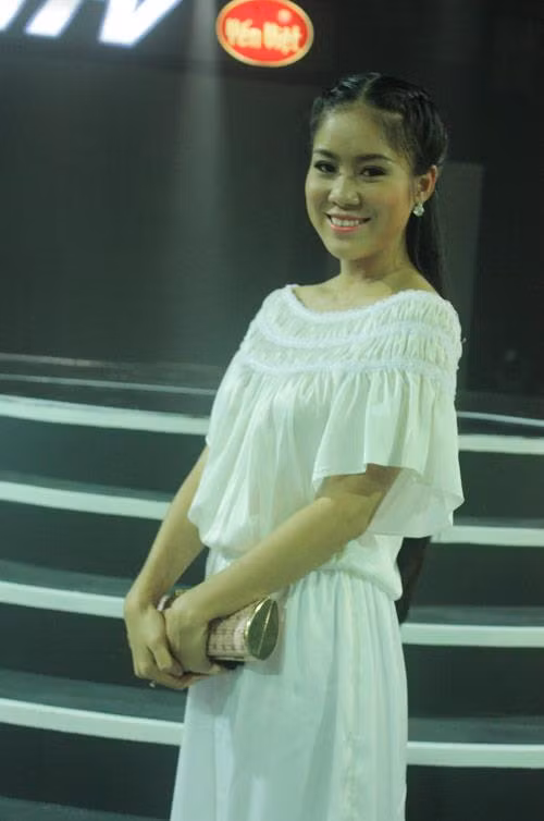 Lê Phương sở hữu vóc dáng thon gọn khi vào showbiz.