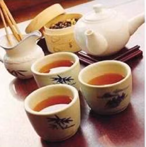 Trà có hương vị độc đáo, độ chát vừa phải, rất mát.