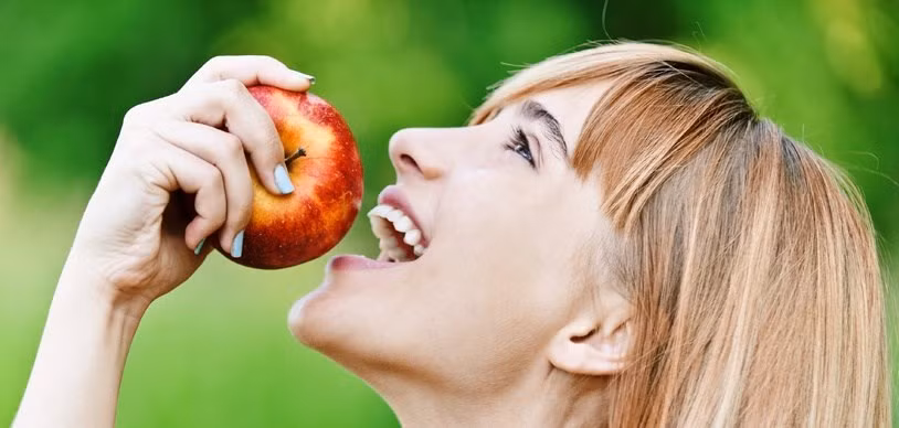 Người yêu thích hương vị của trái táo khá thẳng thắn, nóng tính và rất nhiệt tình. Họ có thể phản ứng nhanh trong mọi tình huống. Khi ở bên người yêu, họ thực sự trở nên quyến rũ.