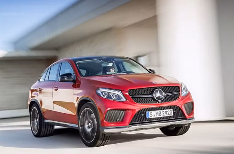 2. Mercedes-Benz GLE Coupe: Đây sẽ là câu trả lời đáp trả cho BMW. GLE Coupe dự kiến sẽ sử dụng động cơ xăng V6 3.0L, hộp số tự động 9 tốc độ và một hệ dẫn động 4 bánh 4Matic tiêu chuẩn...