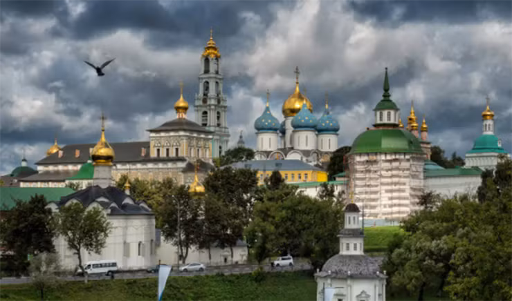 Nga là đất nước của các nhà thờ. Tại Suzdal, cứ 200 người thì có 1 nhà thờ.