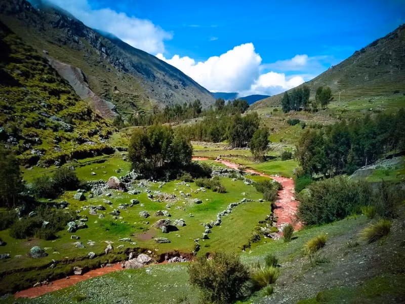 Choang vang dong song ky la nuoc do nhu mau o Peru-Hinh-5