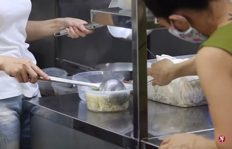 Bé 5 tuổi dậy thì sớm, thủ phạm là 3 loại thực phẩm này Be 5 tuoi day thi som, thu pham la 3 loai thuc pham nay