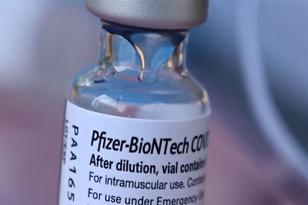 Chuyen gia noi gi ve vaccine ngua COVID-19 cua Pfizer danh cho tre em?