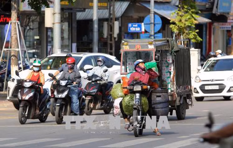 Nang nong o Bac Bo giam dan tu ngay 20/7, Trung Bo tiep tuc nang nong