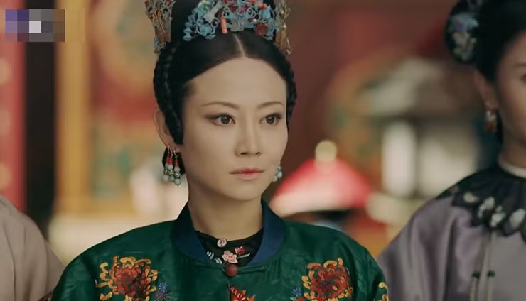 5 mỹ nhân nào được Càn Long yêu sâu đậm nhất hậu cung? - Hình 3 5 my nhan nao duoc Can Long yeu sau dam nhat hau cung?-Hinh-3
