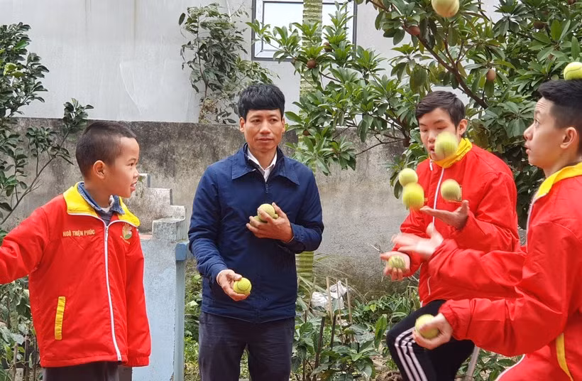 Nguoi thay mang su menh dac biet cho tre tu ky