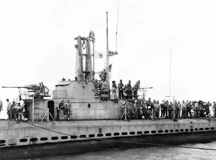 Tổng cộng Hải quân Mỹ đã đóng tới 77 tàu ngầm thuộc lớp Gato giống với chiếc USS Finback. Tuy nhiên trong số đó đã có 20 chiếc bị đánh chìm trong Chiến tranh Thế giới thứ hai. Nguồn ảnh: Roling.