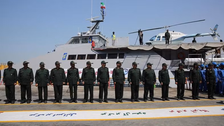 Tàu có chiều rộng 14,1 mét và cao 13 mét. Nguồn ảnh: QQ.