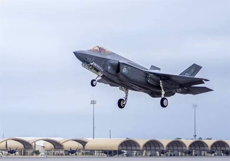 Trong 2 năm qua, Na Uy đã tiến hành các cuộc thử nghiệm đánh giá F-35A trên lãnh thổ của họ, bao gồm sử dụng trong mùa đông, hoạt động ở các khu vực phía Bắc, tương tác với lục quân, hải quân và không quân nước này.