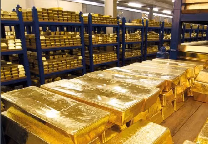 Giá vàng hôm nay 23/12: Xô đổ mọi kỷ lục? Gia vang hom nay 23/12: Xo do moi ky luc?