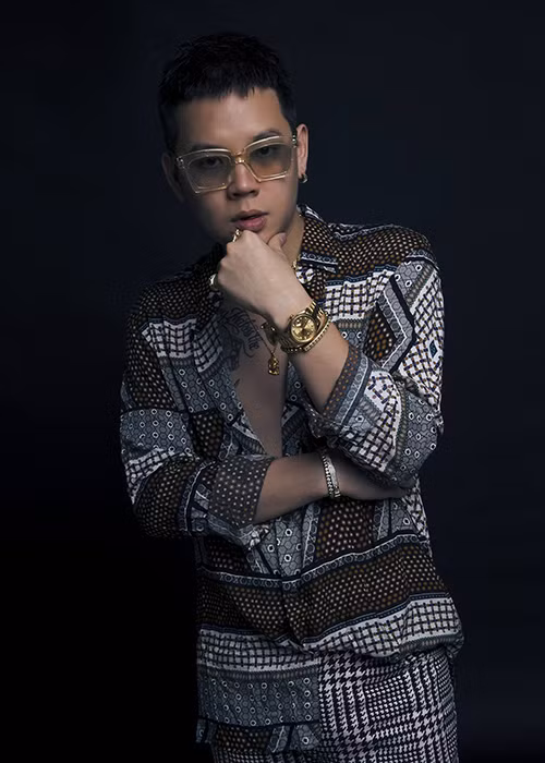 Andree tên thật là Bùi Thế Anh, sinh năm 1987, ở Canada. Anh bắt đầu đến với rap từ những năm 2005.
