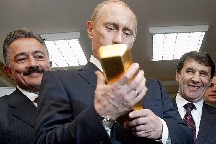 Cac dau hieu khien phuong Tay nghi Tong thong Putin giau “kech xu”