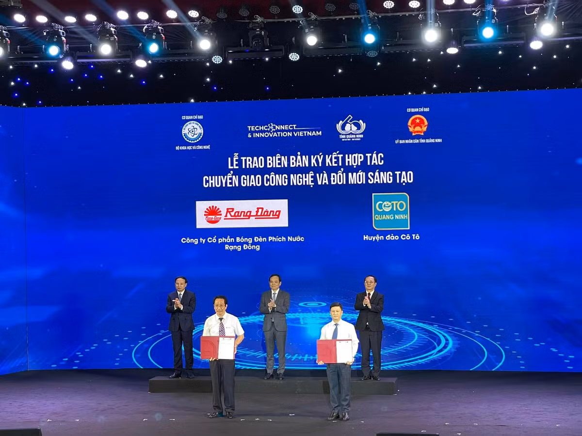 Khai mạc sự kiện Kết nối công nghệ và Đổi mới sáng tạo Việt Nam - Hình 4 Khai mac su kien Ket noi cong nghe va Doi moi sang tao Viet Nam-Hinh-4