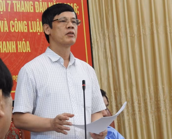 Một số cán bộ, đảng viên kê khai tài sản cá nhân thiếu trung thực, không đầy đủ, vi phạm Luật Phòng, chống tham nhũng, vi phạm quy định về những điều đảng viên không được làm và trách nhiệm nêu gương; một số cán bộ, đảng viên bị xử lý kỷ luật, xử lý hình sự. 