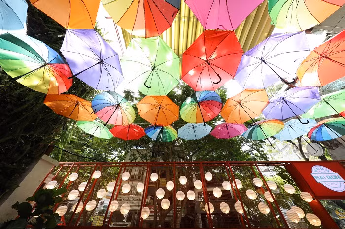 Ngắm nhà hàng đậm sắc thu Sài Gòn xưa giữa lòng Hà Nội - Hình 8 Ngam nha hang dam sac thu Sai Gon xua giua long Ha Noi-Hinh-8
