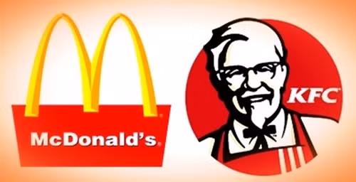 KFC ra đời vào năm 1952, còn McDonald's ra đời sớm hơn cả một thập kỷ (1940).