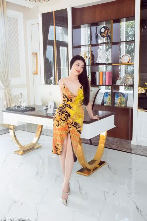 Từng ngóc ngách trong căn biệt thự khiến dân tình không khỏi xuýt xoa và ngưỡng mộ.