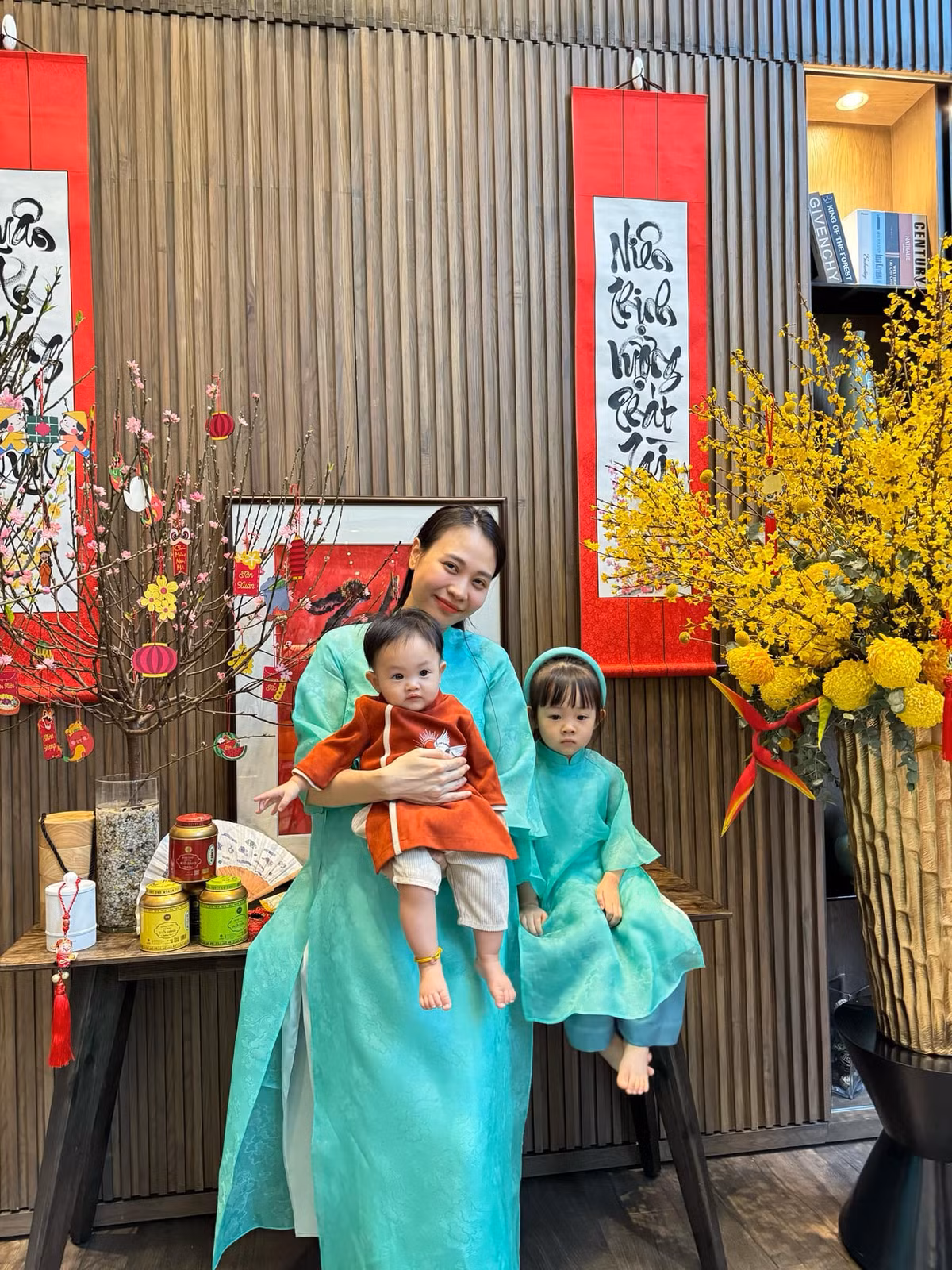 Sau khi kết hôn với doanh nhân Nguyễn Quốc Cường (thường gọi Cường Đô La), Đàm Thu Trang tập trung vào công việc kinh doanh và chăm sóc gia đình.