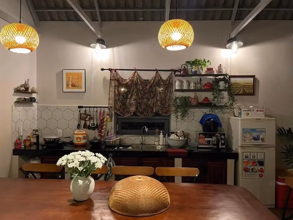 Căn nhà giản dị nhưng ấm cúng. Ảnh: Đời sống pháp luật