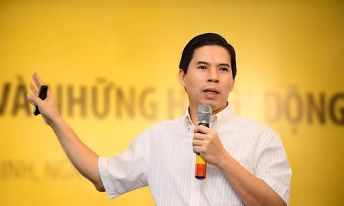 Chủ tịch Thế Giới Di Động Nguyễn Đức Tài được miêu tả là người rất bình dân. Ông thường xuất hiện trong chiếc áo phông quen thuộc. Ảnh: TGDD