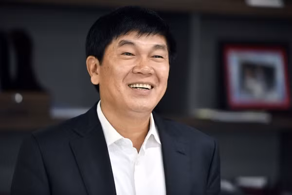 4 cap vo chong doanh nhan giau co va quyen luc nhat Viet Nam-Hinh-2