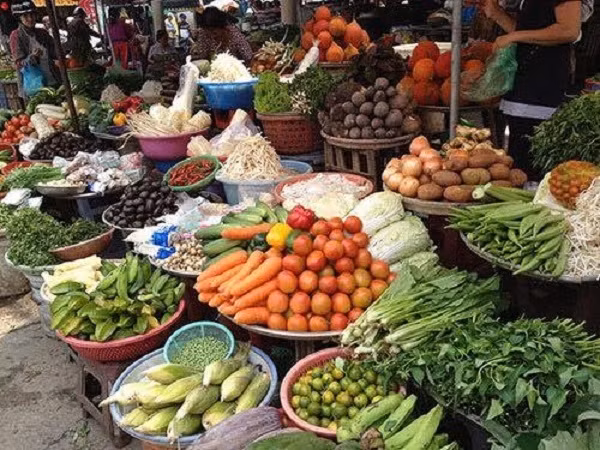 Rau xanh tăng giá gấp đôi Rau xanh tang gia gap doi