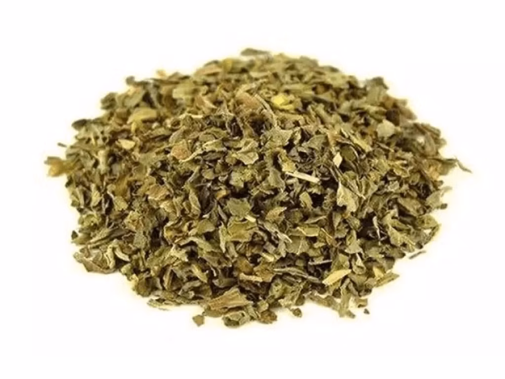 Cây đu đủ được trồng nhiều ở nước ta với mục đích chủ yếu để lấy quả mà không biết trên shopee, lá đu đủ đực sấy khô bán 30.000-124.000 đồng/kg. Ảnh: Farm 24h