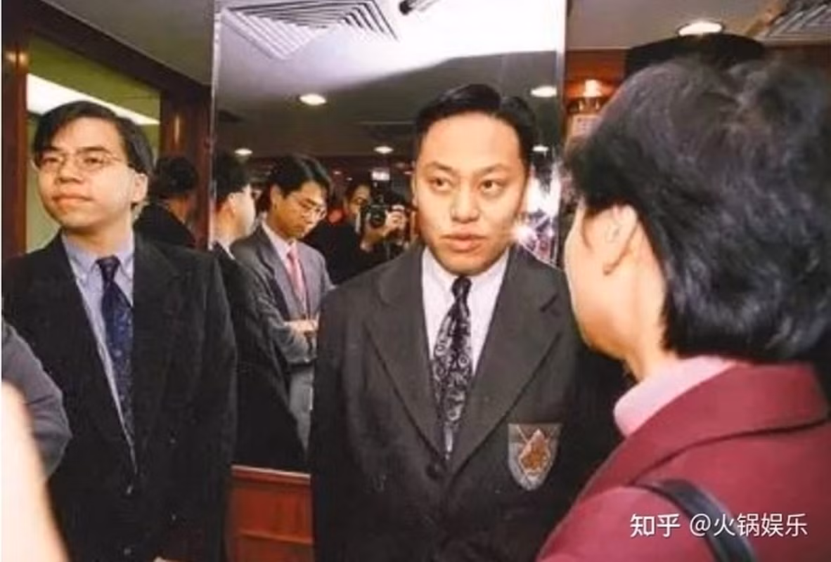 Nhờ trí thông minh, La Triệu Huy gặt hái được nhiều thành công và được ví von là "thần đồng bất động sản". Thời bấy giờ, Lã Triệu Huy mua đâu lãi đó và nhanh chóng trở thành ông chủ kinh doanh với khối bất động sản trị giá cả tỷ NDT. Ảnh: Getty